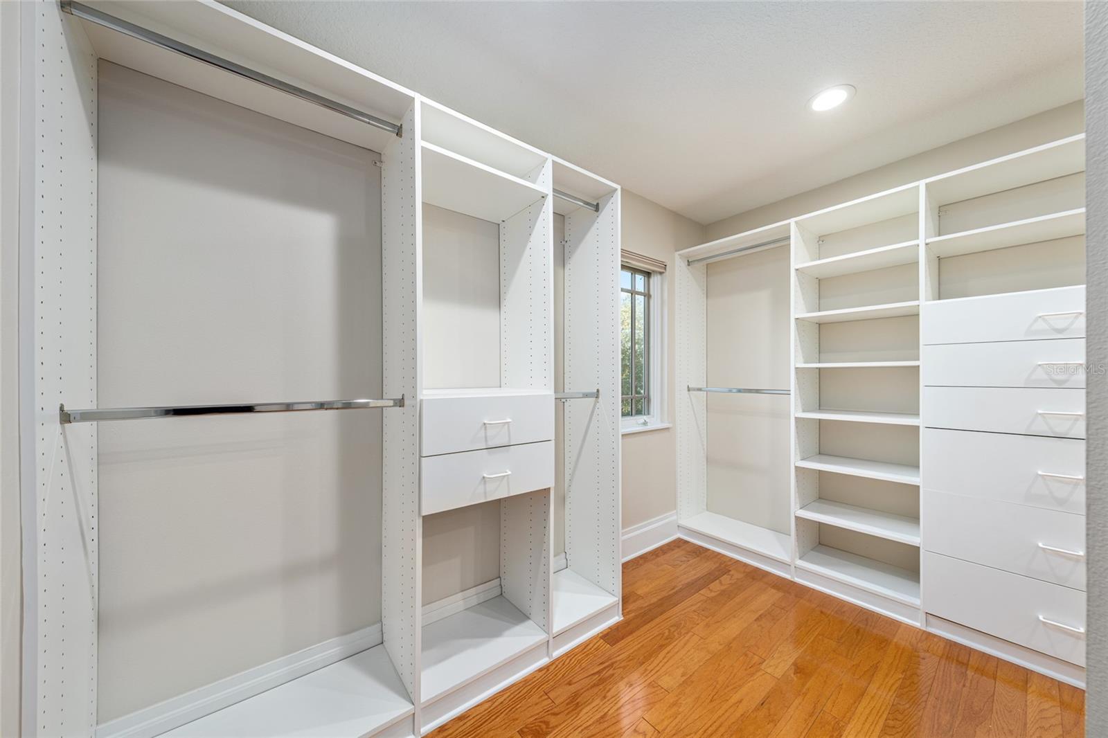 Listing photo id 69 for 4160 Bonanza Drive