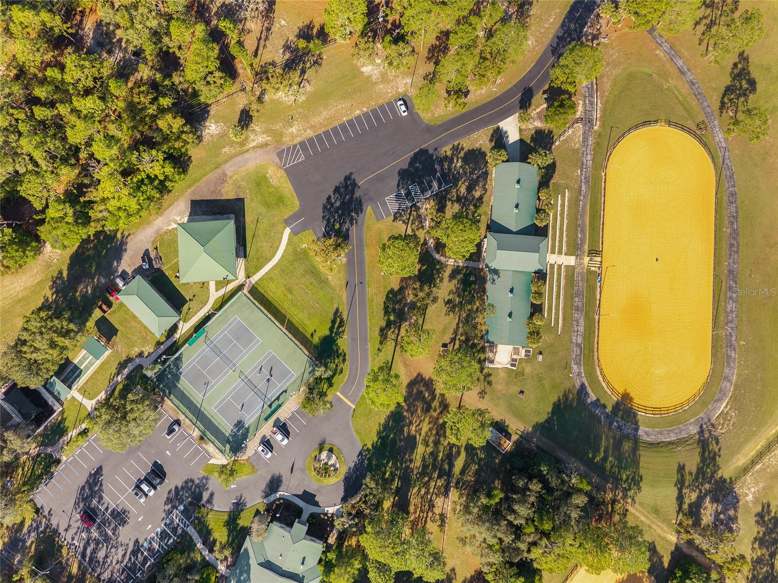 Listing photo id 96 for 4160 Bonanza Drive