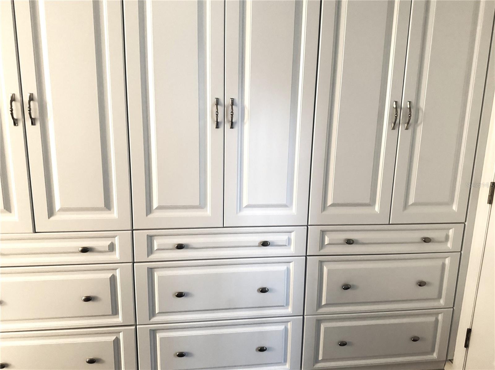 Image 12 of 52 For 21956 85th Loop