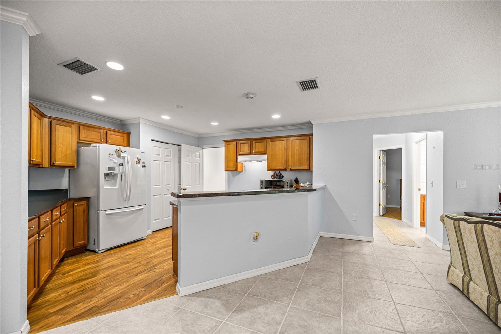 Image 16 of 52 For 21956 85th Loop