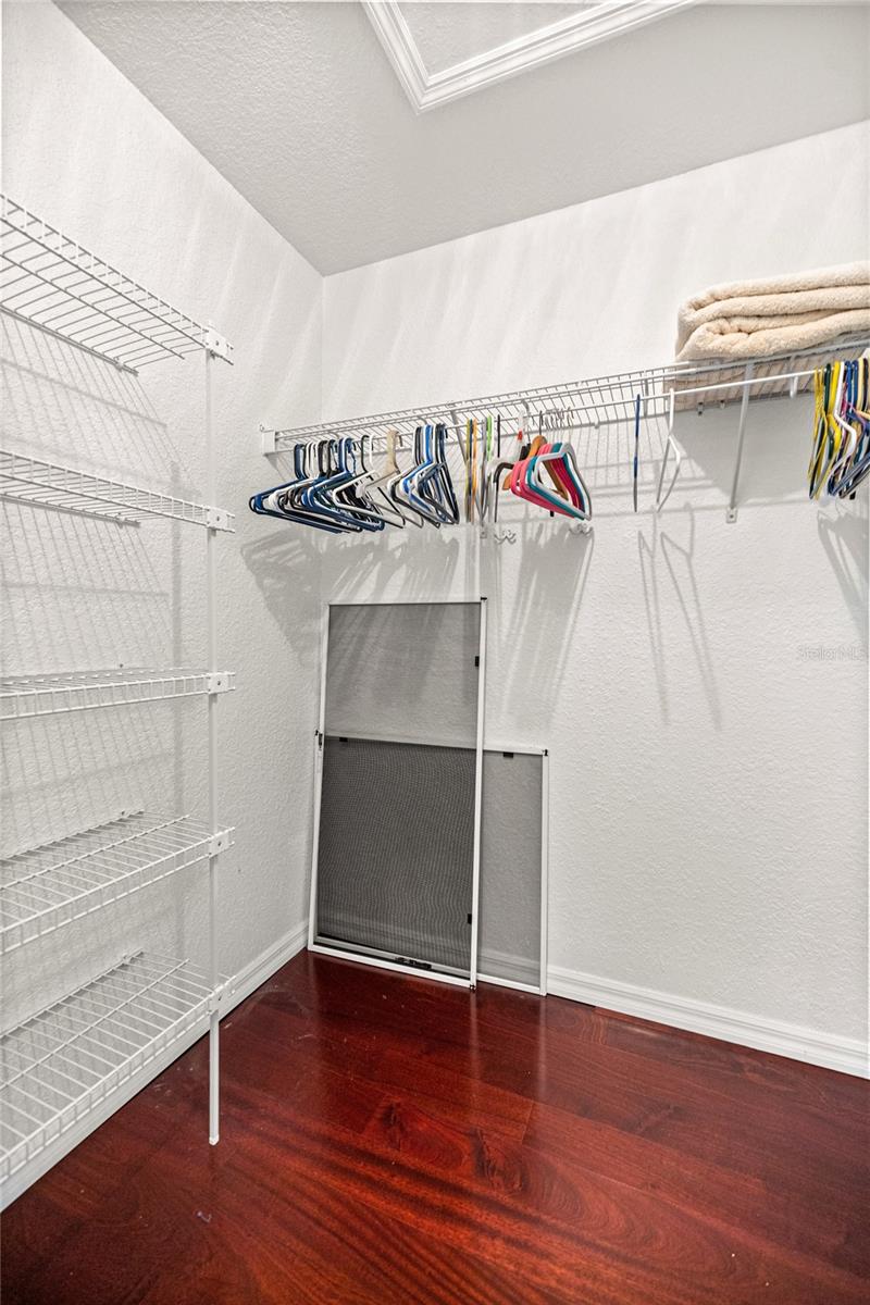 Image 28 of 52 For 21956 85th Loop