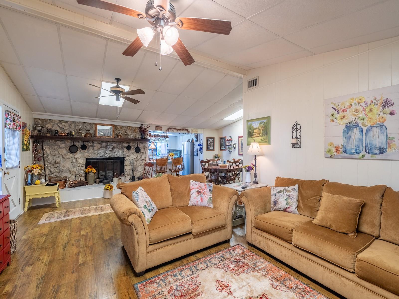 Image 10 of 52 For 23560 154th Place Road