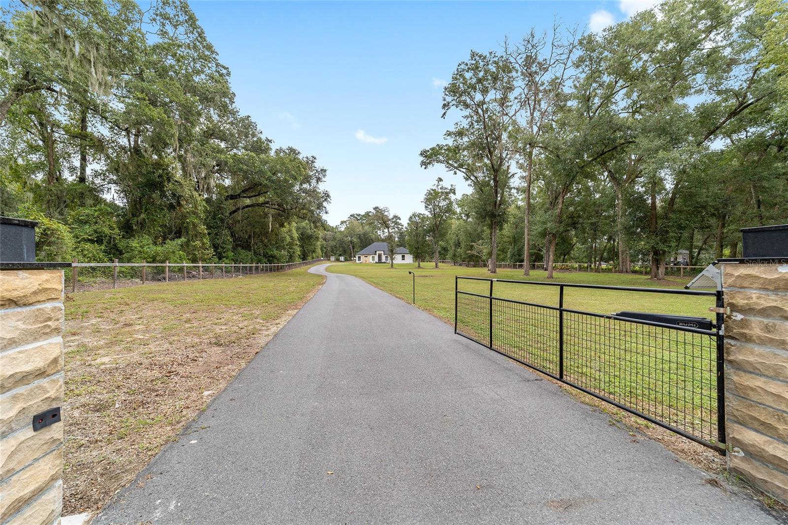 Image 16 of 100 For 9277 27th Avenue