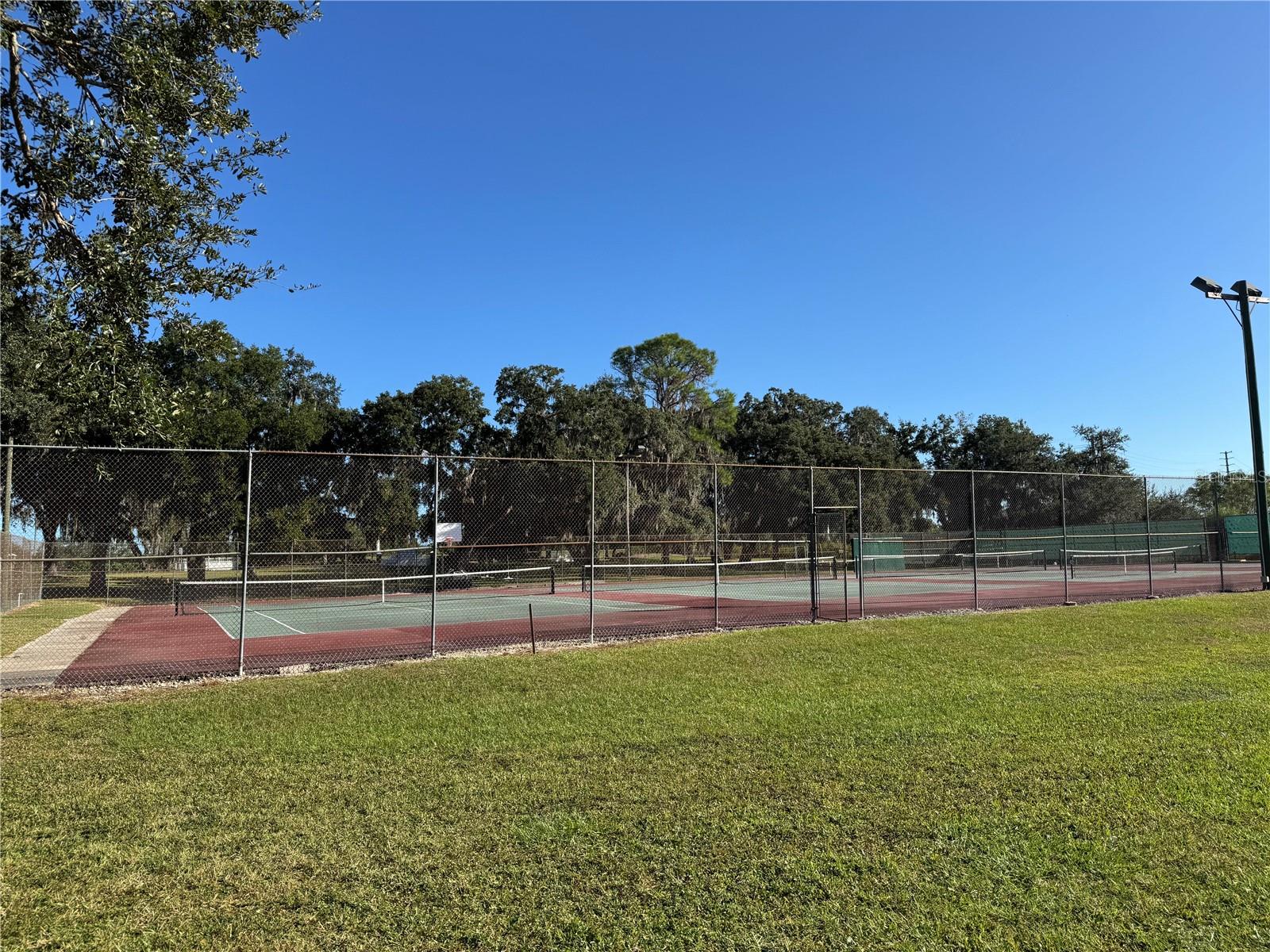 Image 18 of 33 For 72 Seminole Path