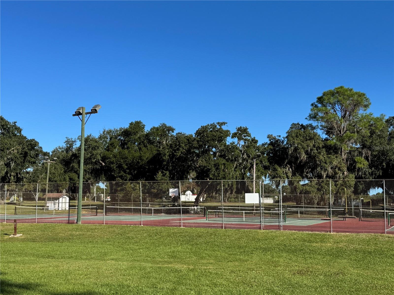 Image 19 of 33 For 72 Seminole Path