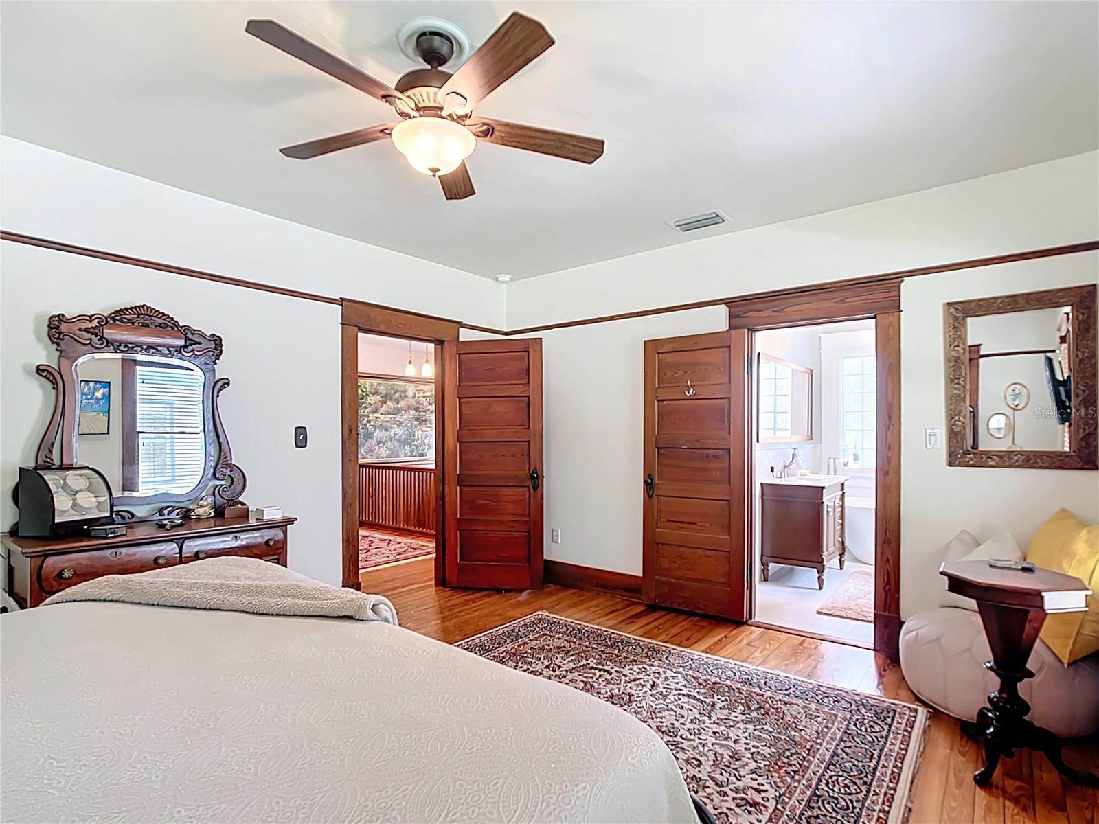 Image 21 of 41 For 705 5th Street