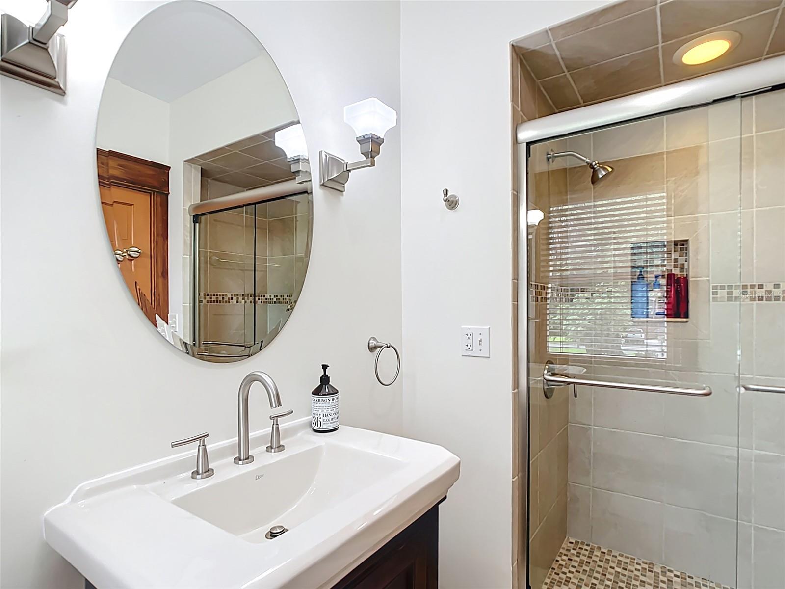 Image 30 of 41 For 705 5th Street