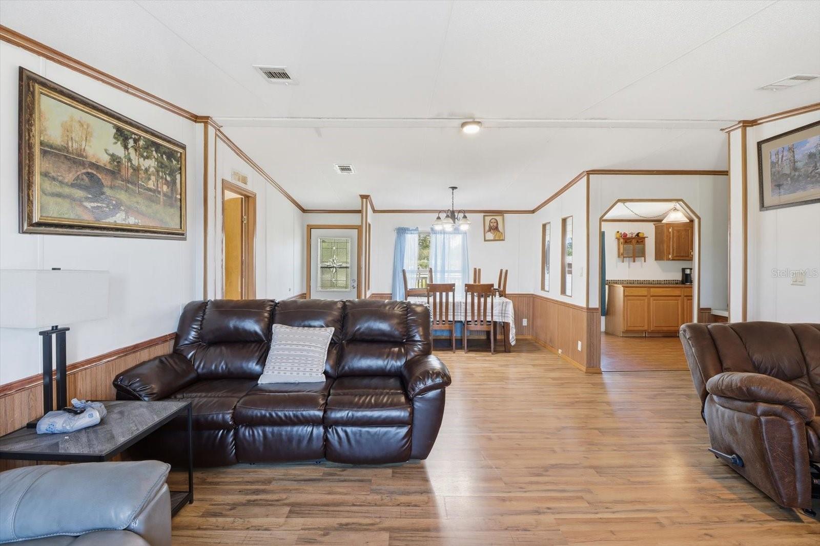 Image 10 of 46 For 12150 97 Place