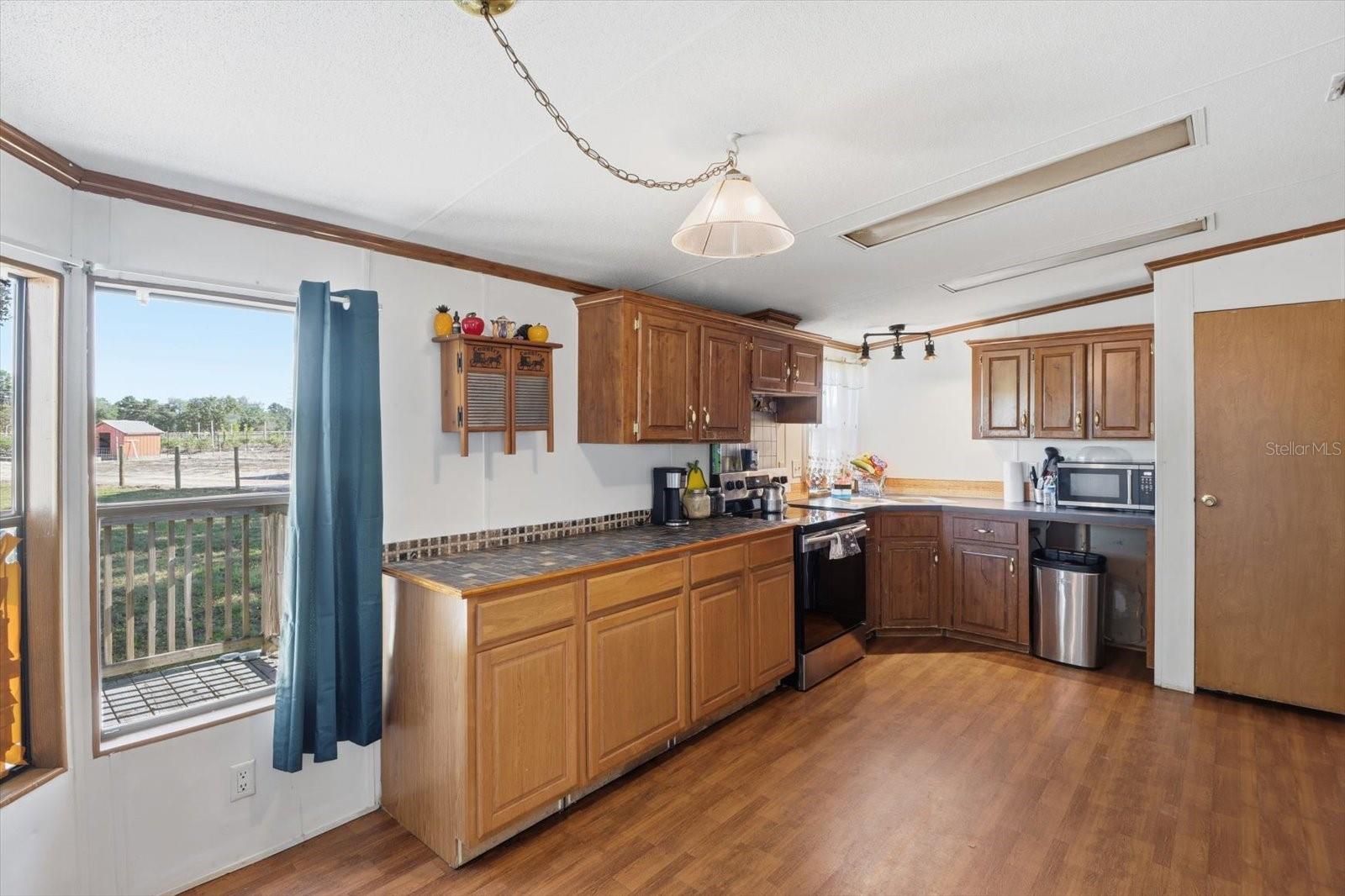 Image 13 of 46 For 12150 97 Place