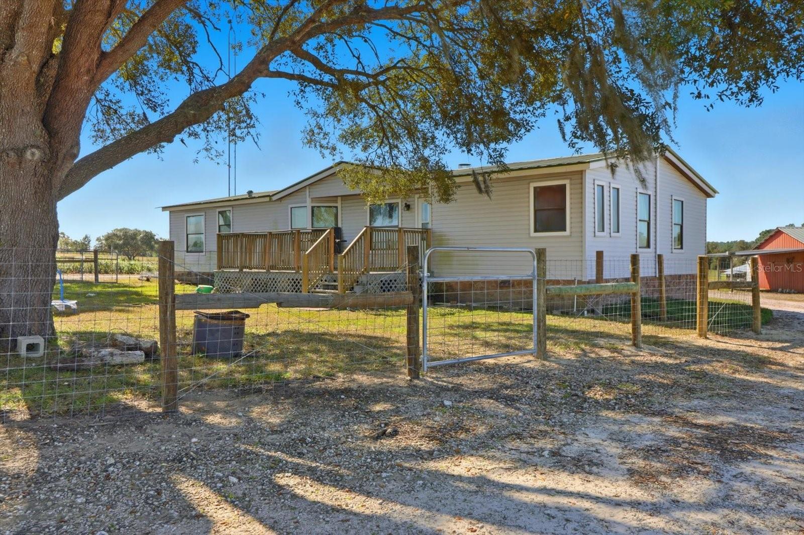 Image 2 of 46 For 12150 97 Place