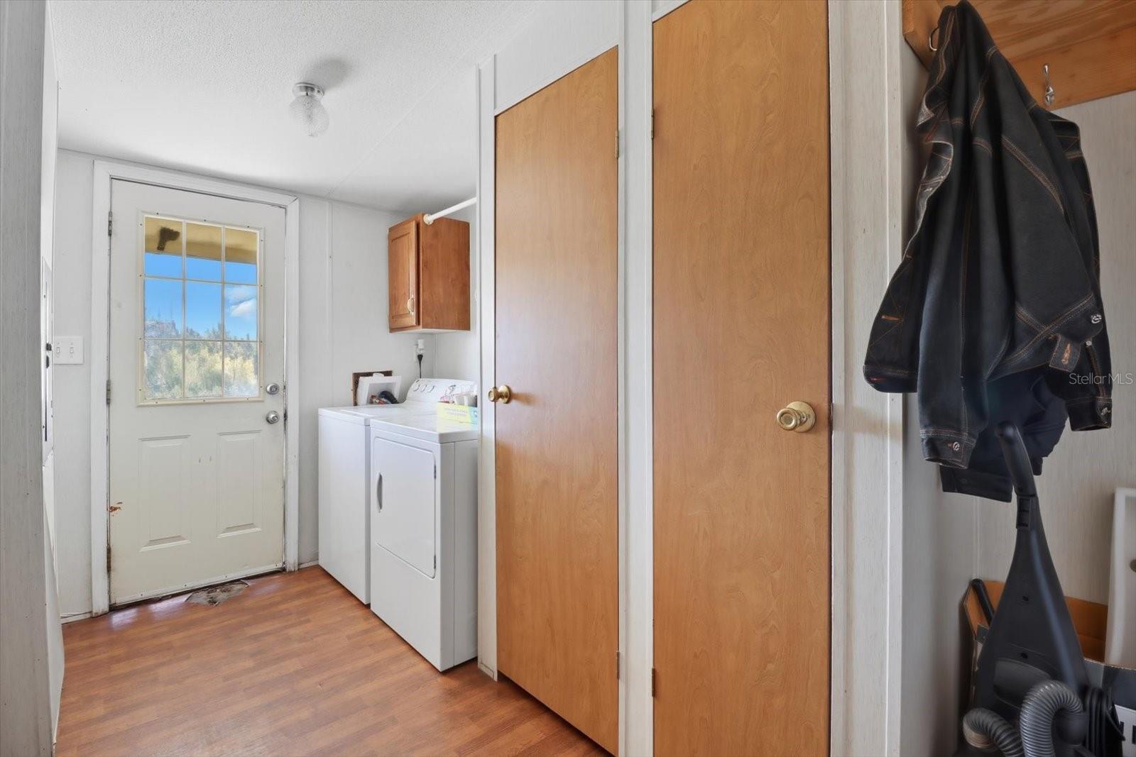 Image 27 of 46 For 12150 97 Place