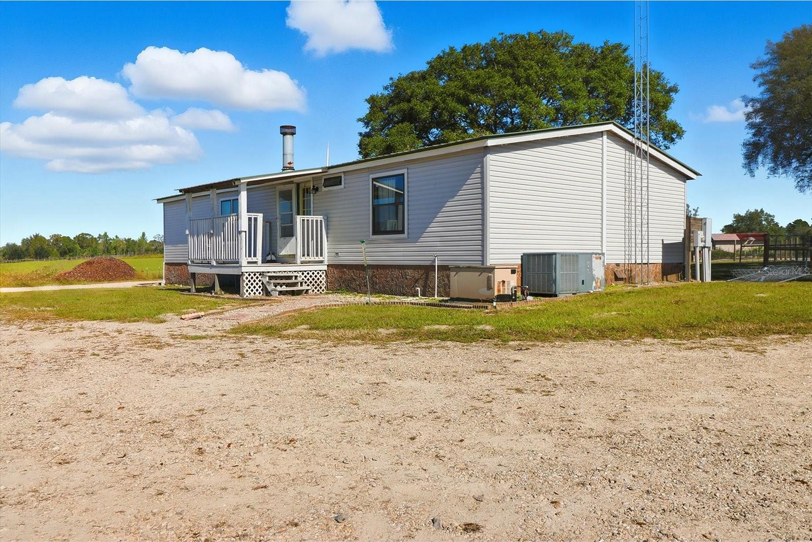 Image 28 of 46 For 12150 97 Place