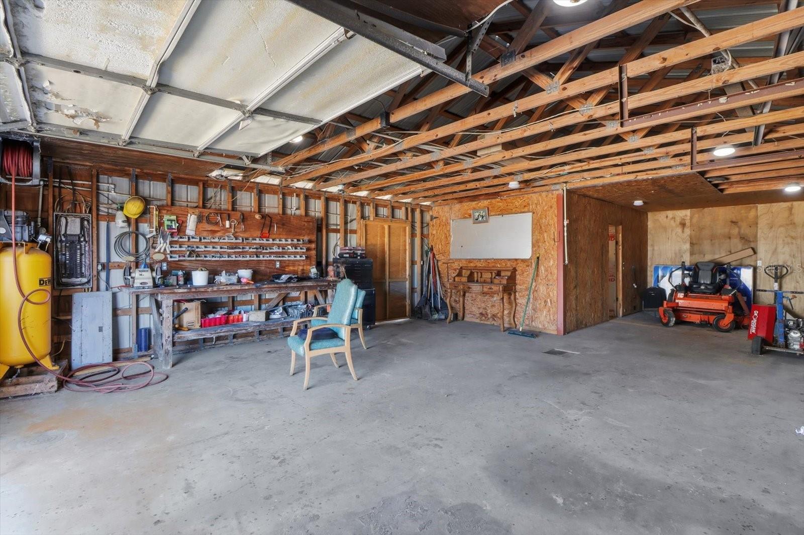 Image 36 of 46 For 12150 97 Place