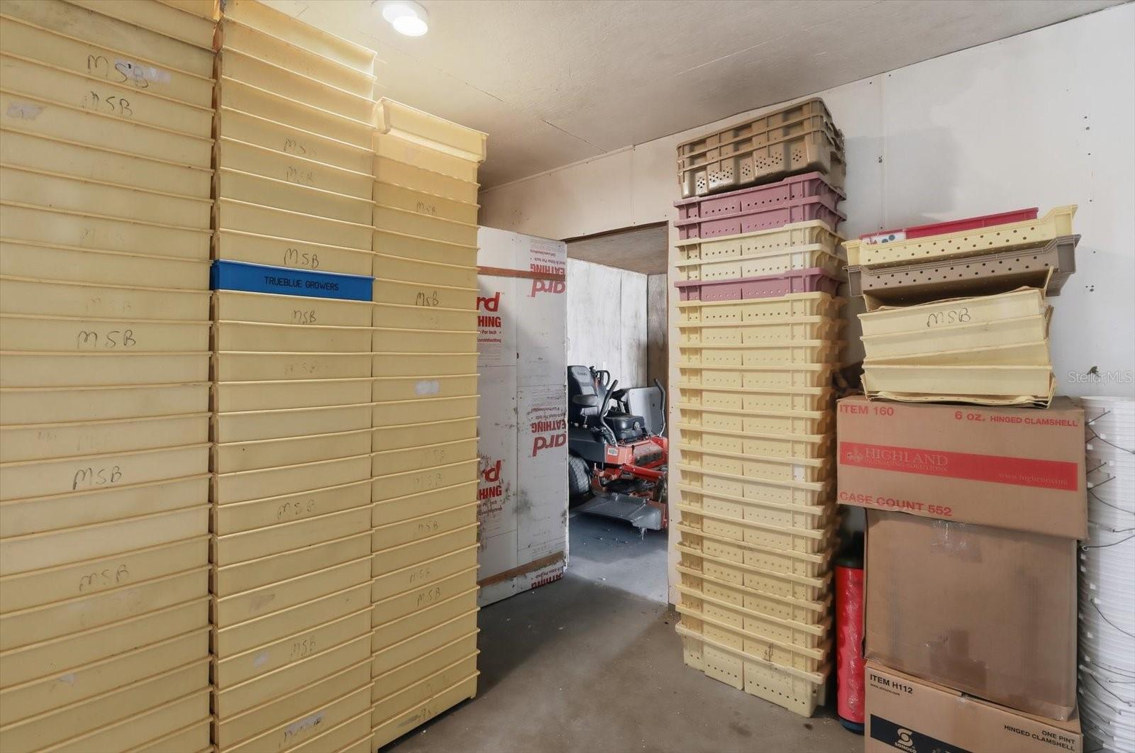 Image 37 of 46 For 12150 97 Place