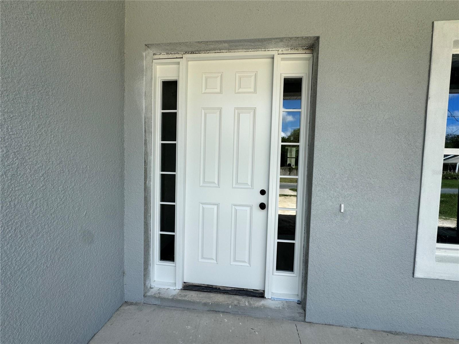 Image 3 of 37 For 902 2nd Street