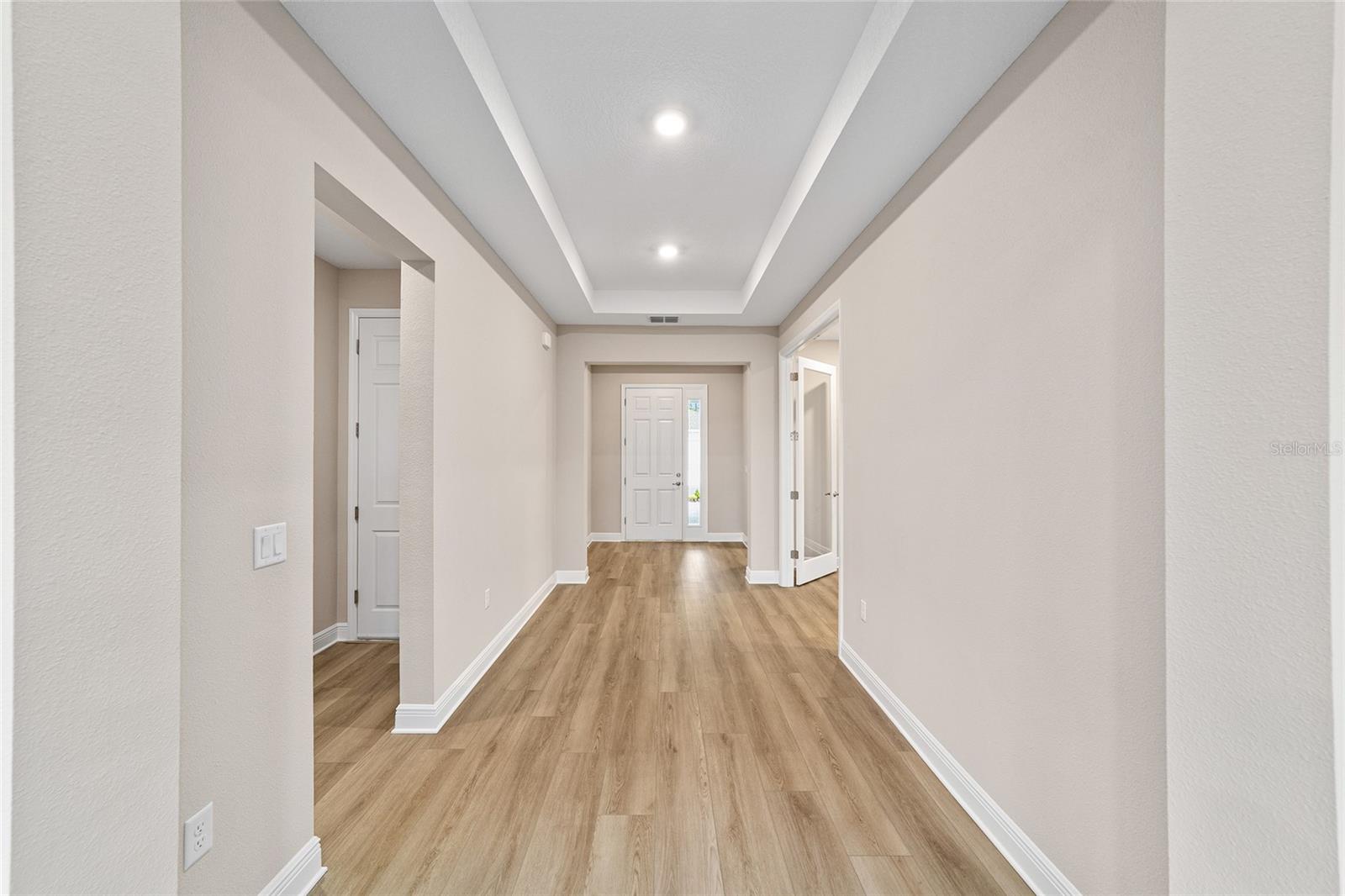 Image 9 of 38 For 9995 106th Circle