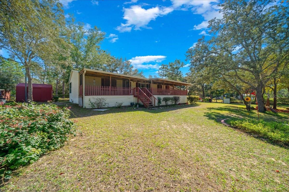 Image 11 of 52 For 16651 42nd Loop