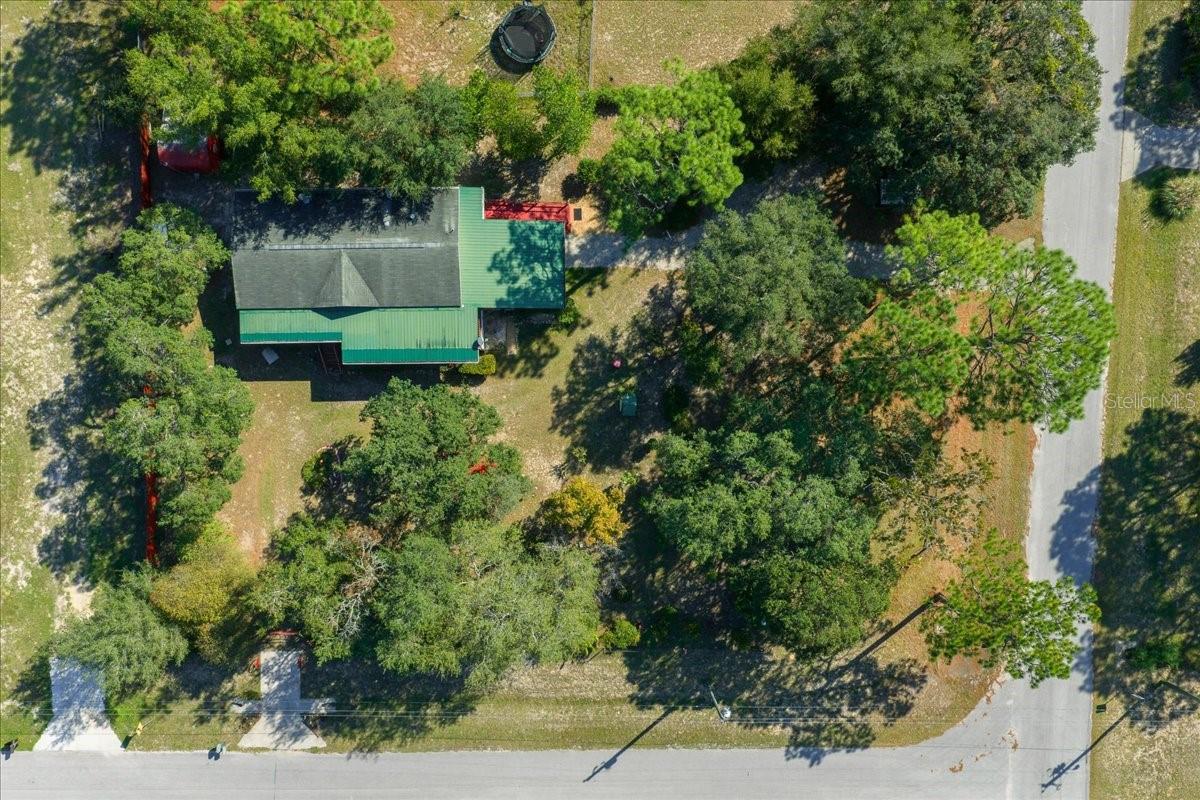 Image 24 of 52 For 16651 42nd Loop