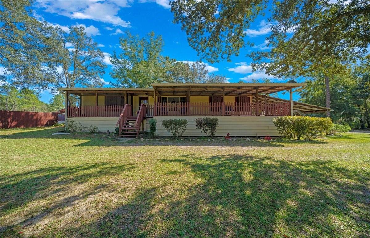 Image 4 of 52 For 16651 42nd Loop