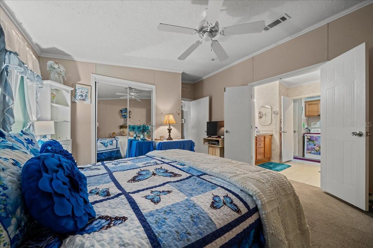 Image 40 of 52 For 16651 42nd Loop