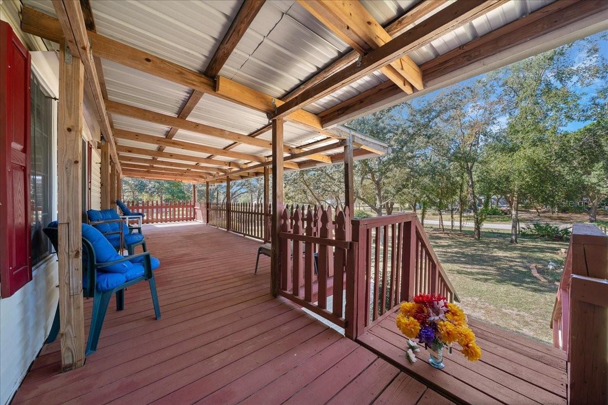 Image 5 of 52 For 16651 42nd Loop