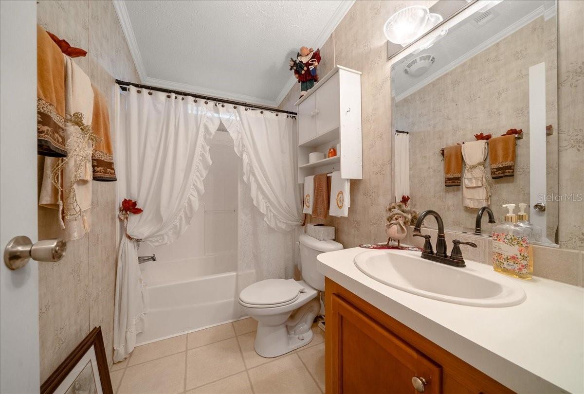 Image 50 of 52 For 16651 42nd Loop