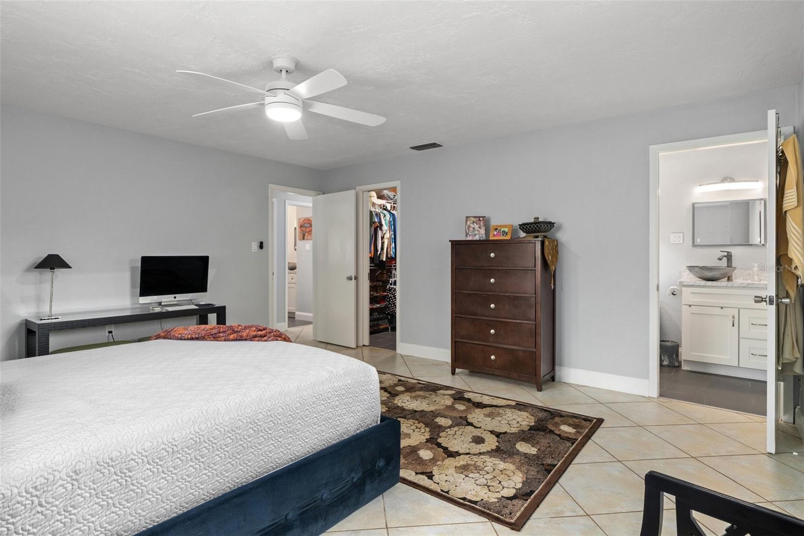 Image 31 of 45 For 91 Davis Street