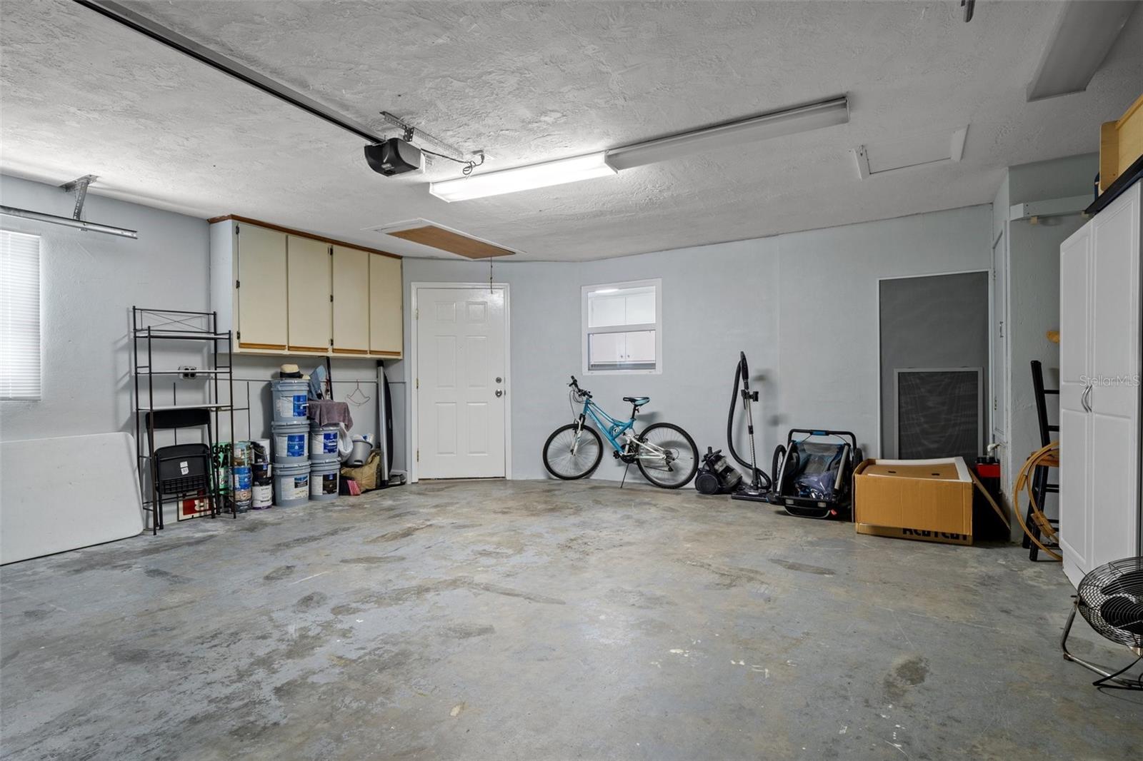 Image 36 of 45 For 91 Davis Street