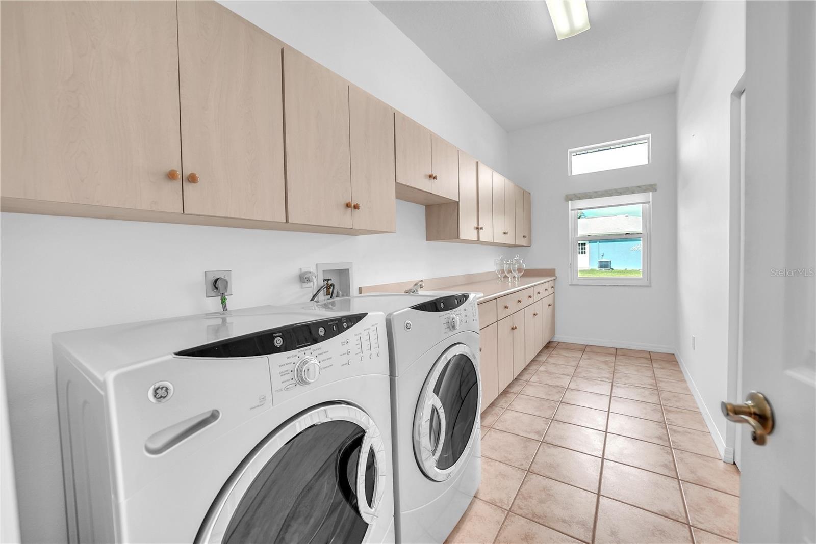 Image 31 of 51 For 10317 63rd Avenue