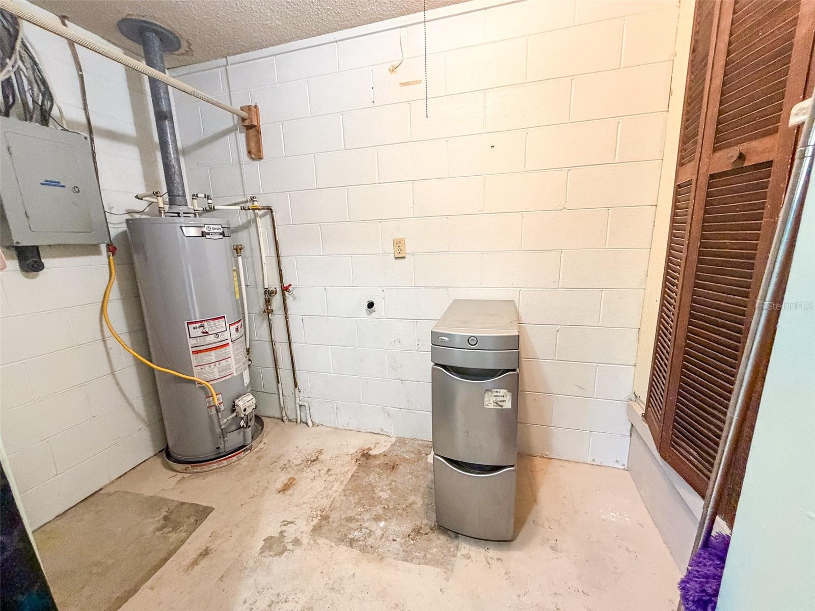 Image 12 of 29 For 3717 5th Street