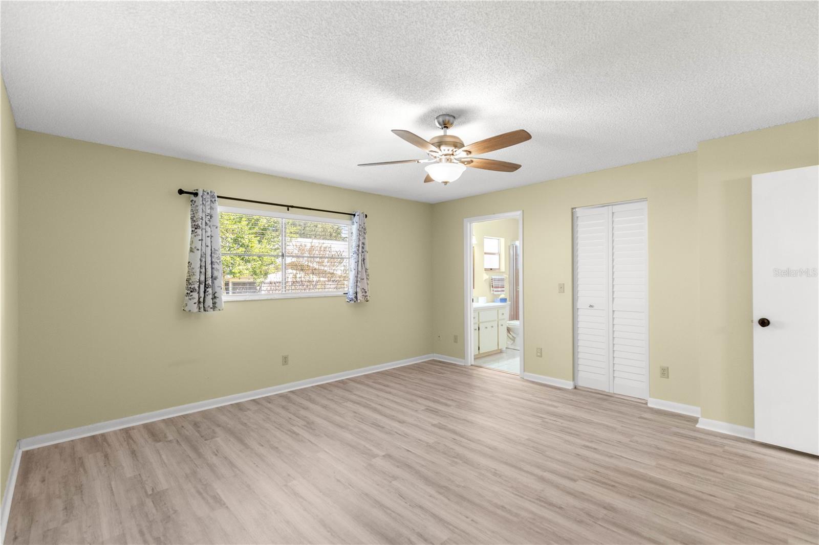 Image 23 of 53 For 8785 91st Street B