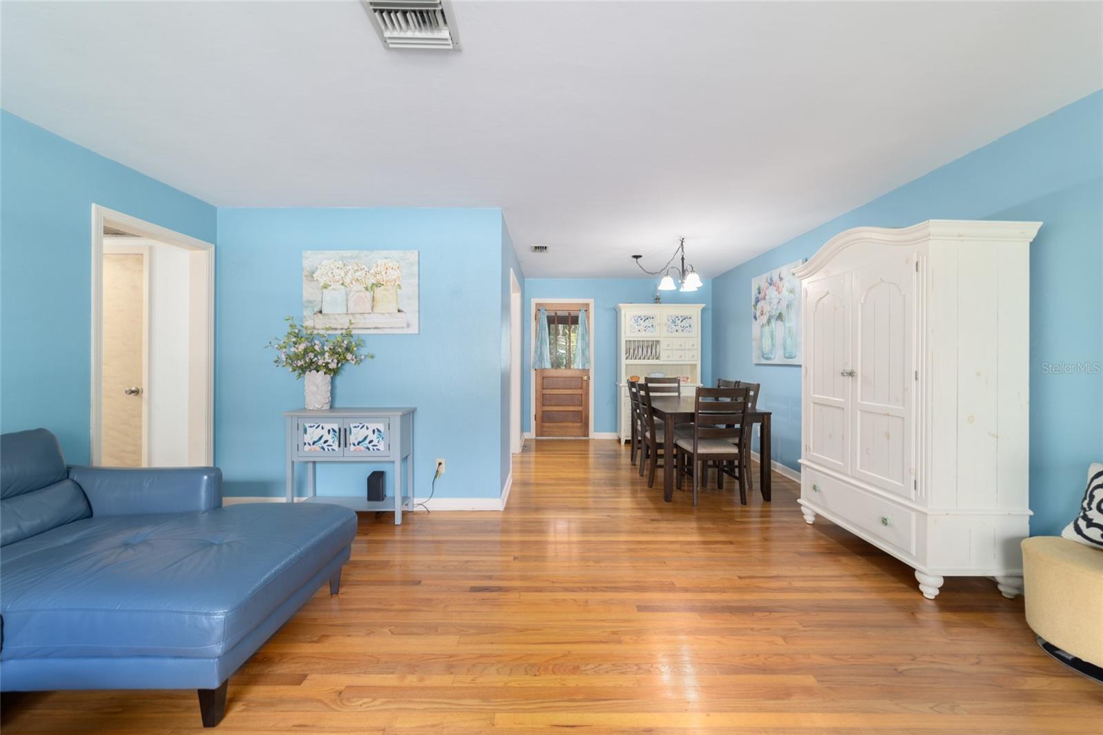 Image 11 of 57 For 3334 4th Street