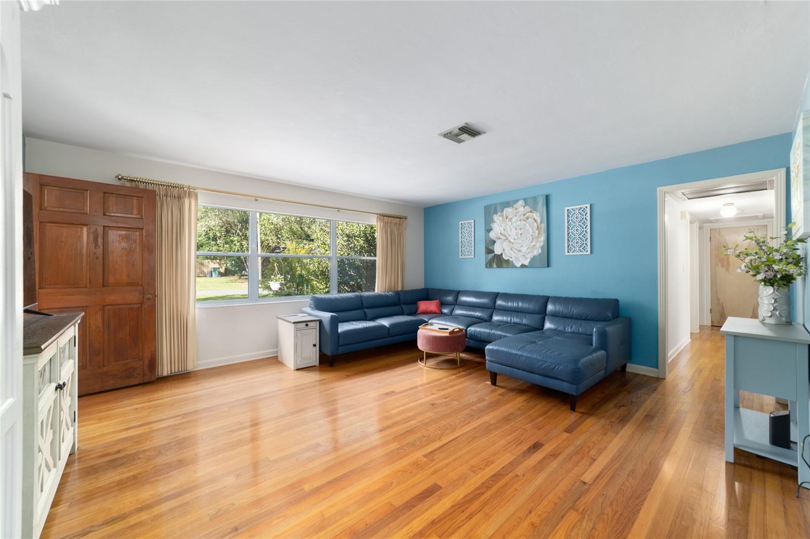 Image 12 of 57 For 3334 4th Street