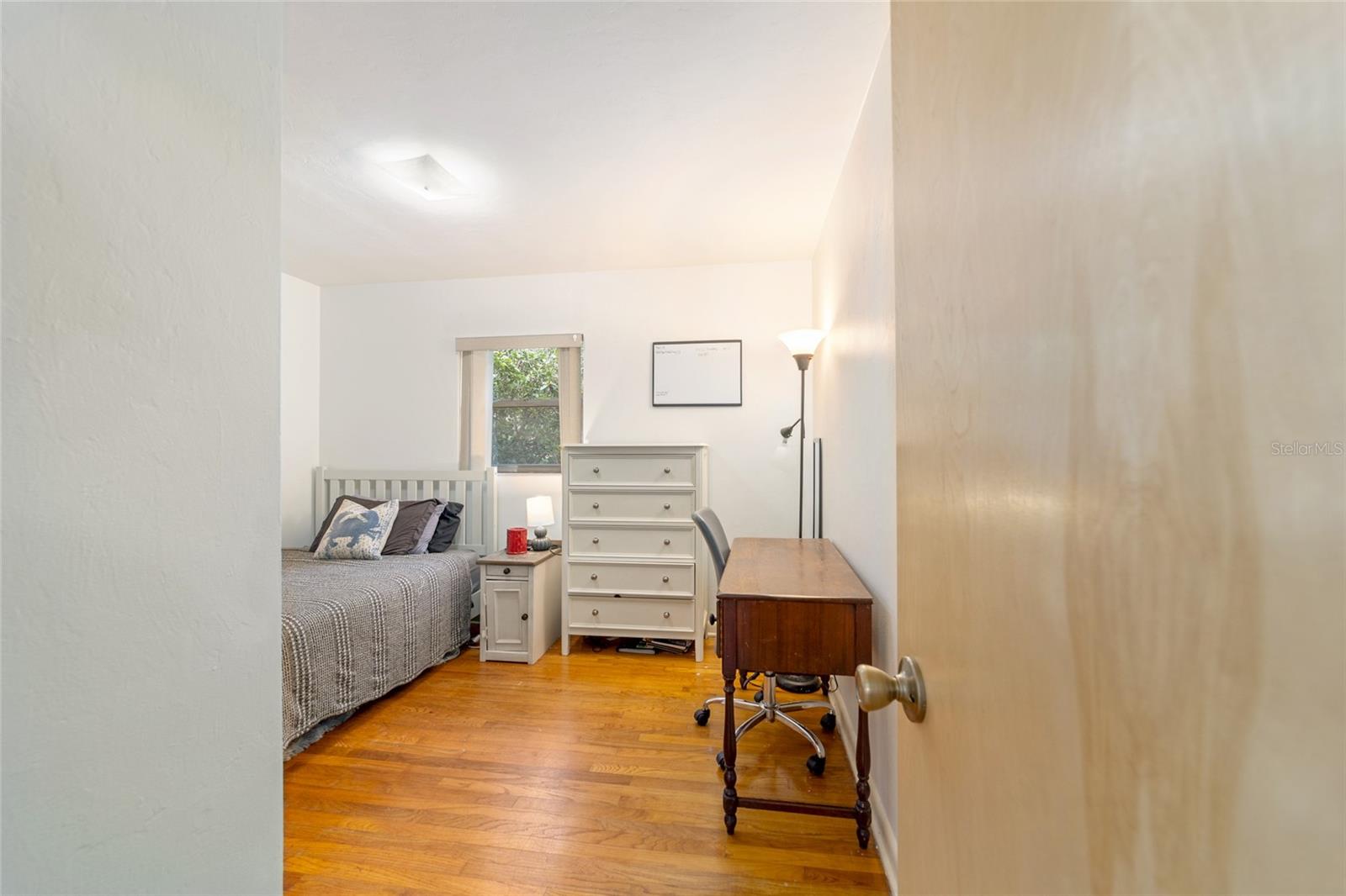 Image 40 of 57 For 3334 4th Street