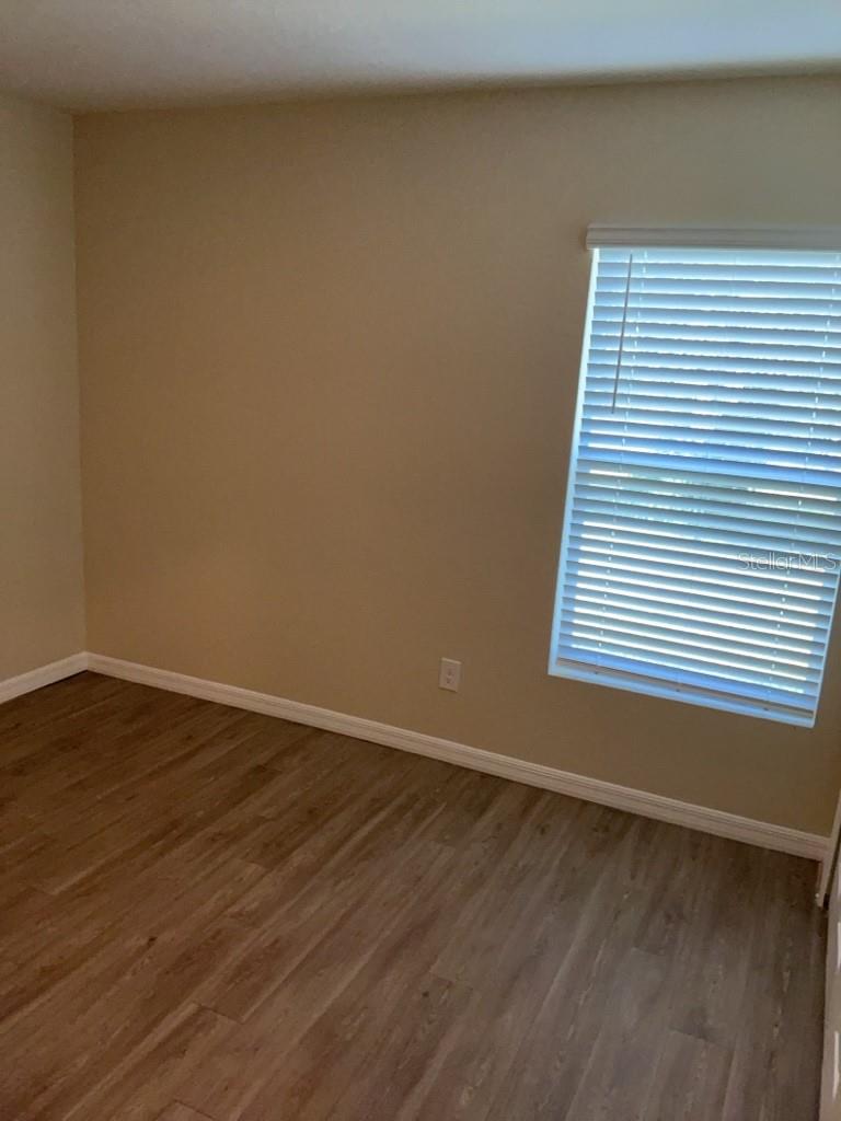 Image 20 of 32 For 11210 Rockwell Avenue