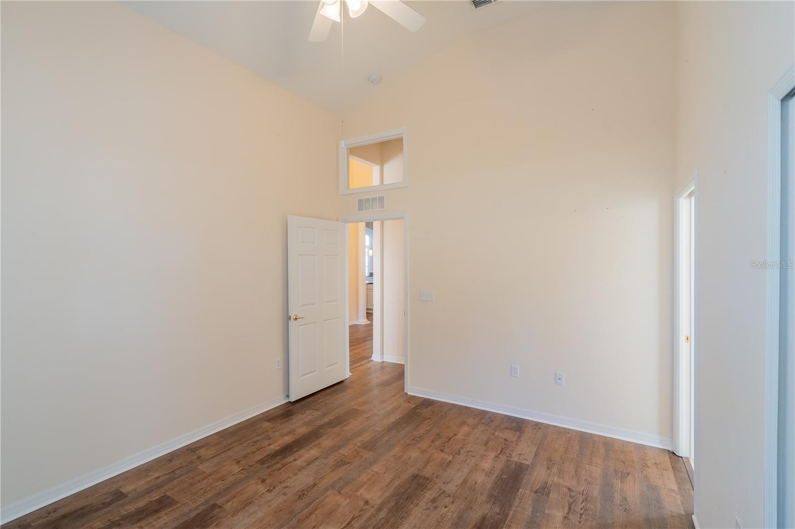 Image 15 of 64 For 10622 71st Circle