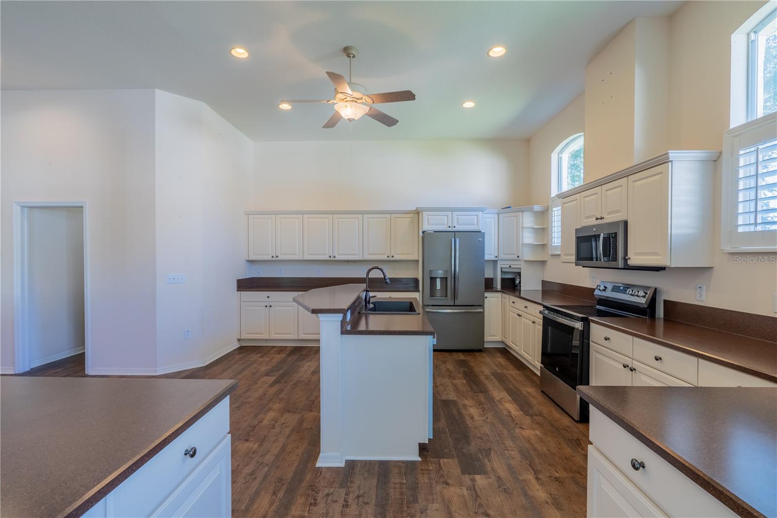 Image 6 of 64 For 10622 71st Circle