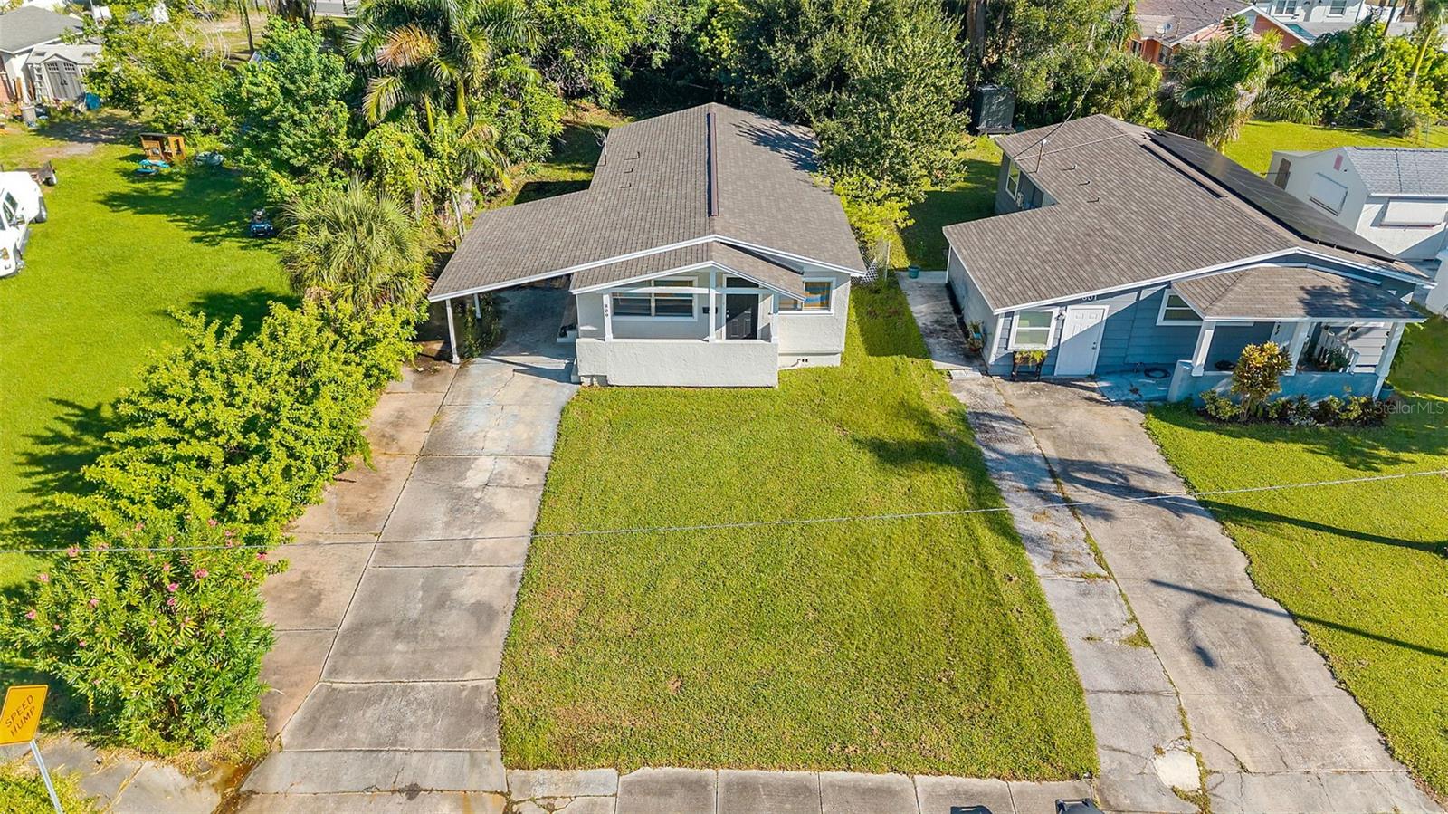 Listing photo id 15 for 809 17th Avenue S