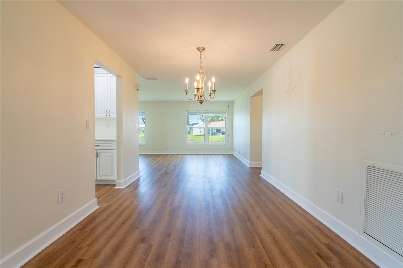 Image 14 of 37 For 9221 40th Way N 5