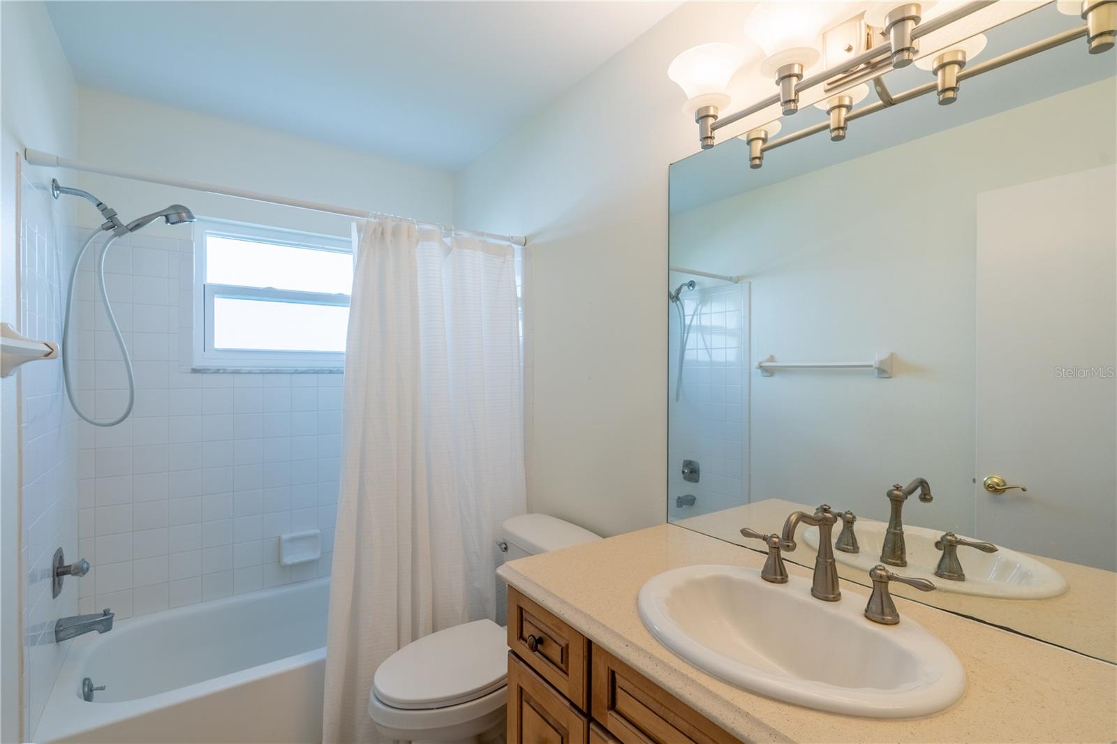 Image 26 of 37 For 9221 40th Way N 5