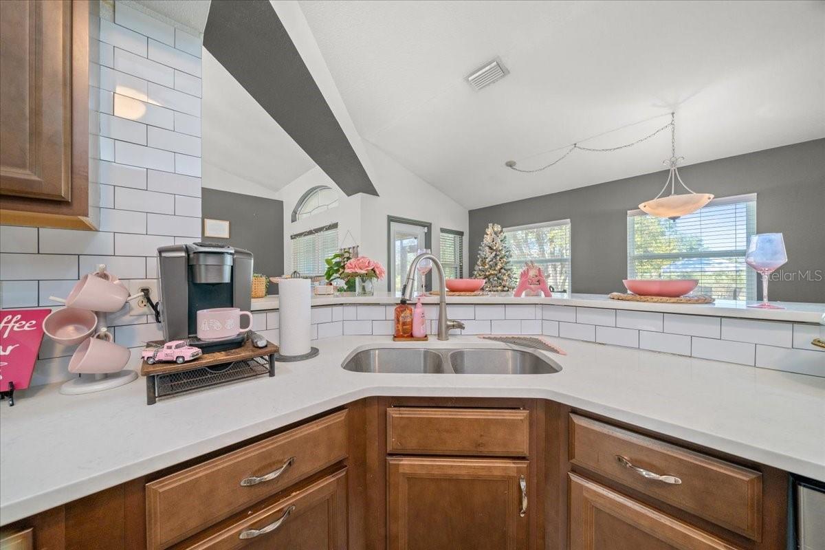 Image 14 of 43 For 5365 111th Lane Road