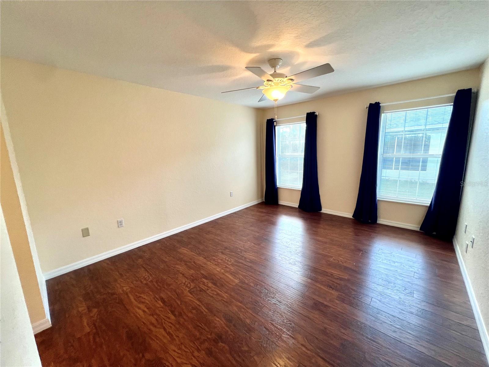 Image 4 of 18 For 7296 115th Place