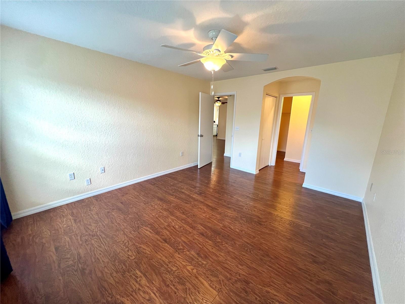 Image 5 of 18 For 7296 115th Place