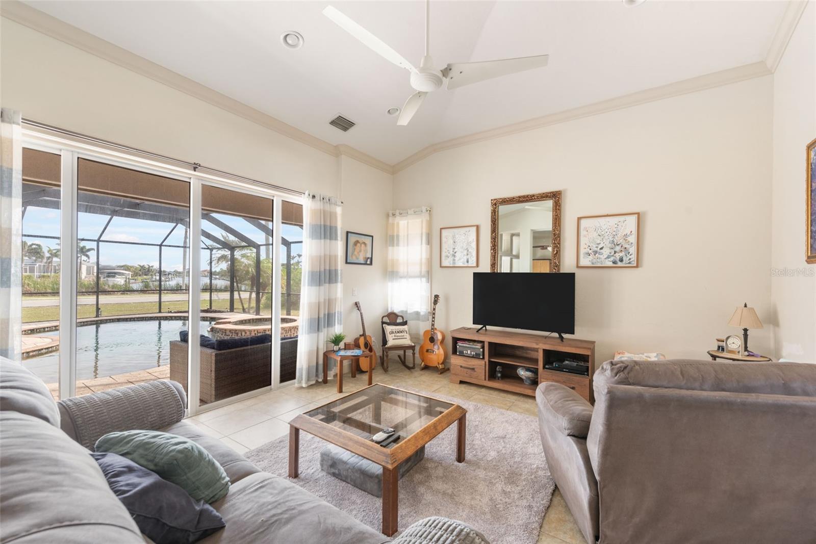 Image 14 of 42 For 8305 Welsford Road