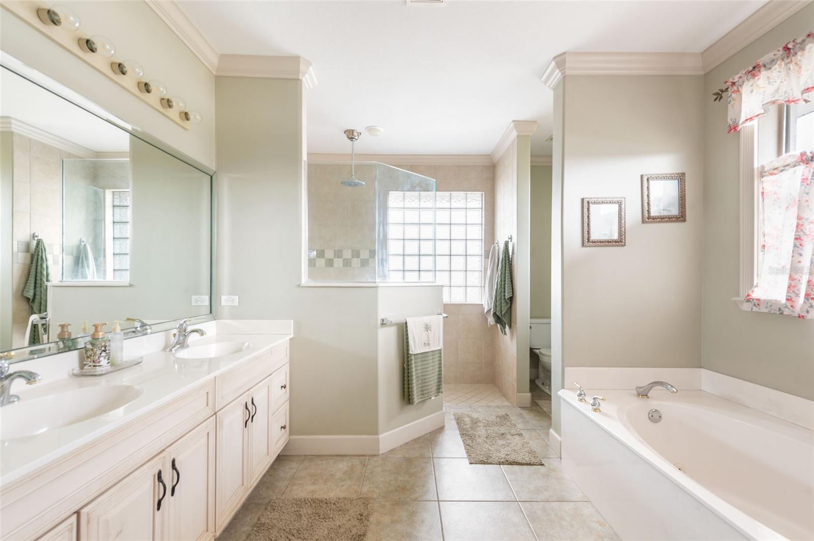 Image 26 of 42 For 8305 Welsford Road