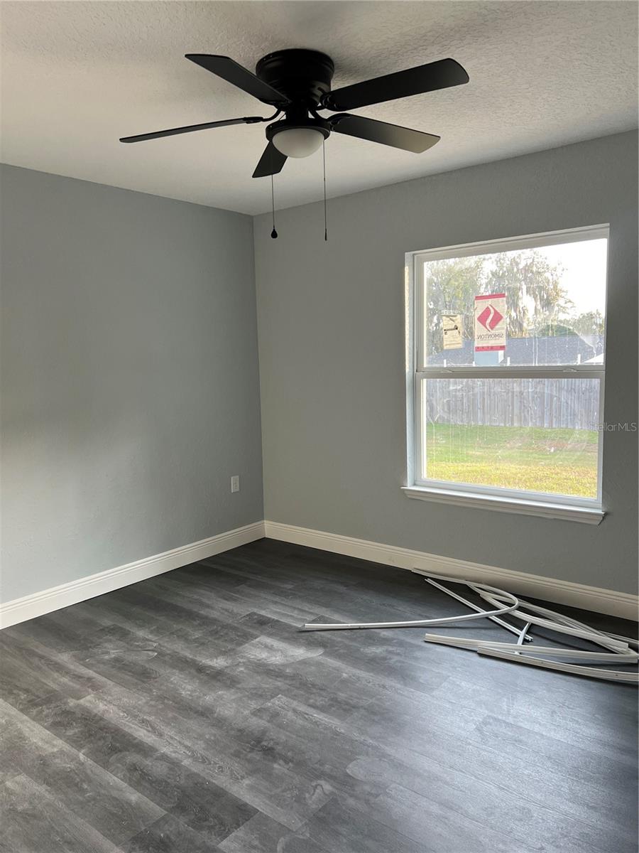 Image 6 of 15 For 55 45th Loop