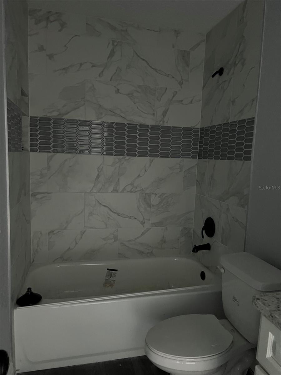 Image 9 of 15 For 55 45th Loop