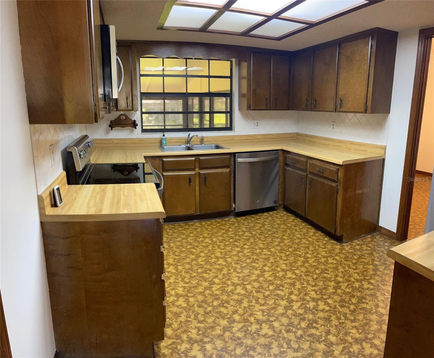 Image 7 of 31 For 4524 11th Place