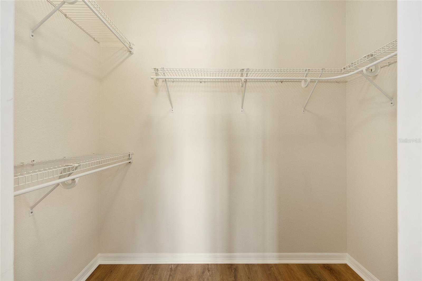 Image 34 of 56 For 6510 50th Court