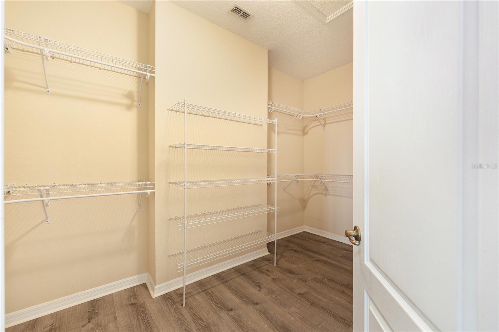 Image 39 of 56 For 6510 50th Court